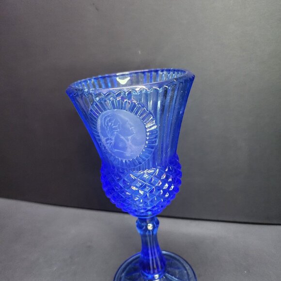 Vintage Avon Fostoria 1976 Martha Washington Cobalt Blue Glass Goblet 8'' Tall - Picture 6 of 9